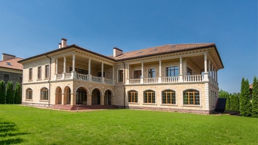 Villa in Novinki, Moscow Oblast
