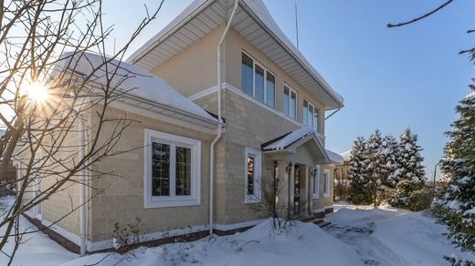 Villa in Istra, Moskovskaya