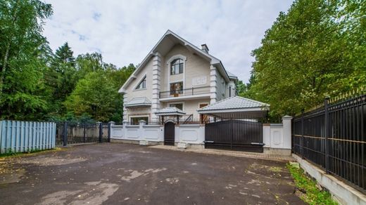 Βίλα σε Taraskovo, Moscow Oblast