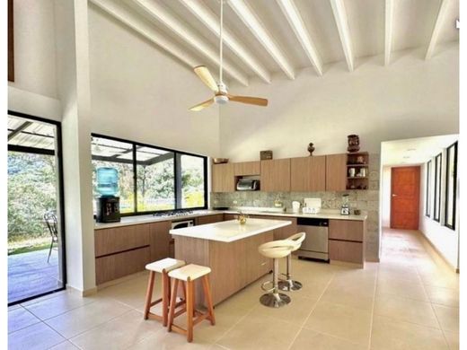 Farmhouse in Titiribí, Departamento de Antioquia