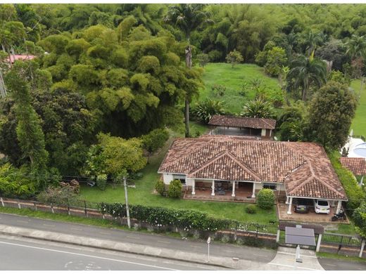 Country House in Armenia, Quindío Department
