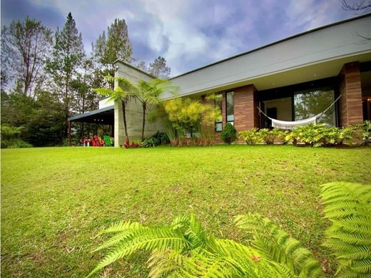 Country House in Retiro, Departamento de Antioquia