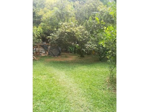 Terreno en Medellín, Departamento de Antioquia