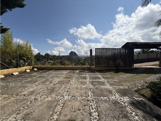 Grundstück in El Peñol, Yarumal