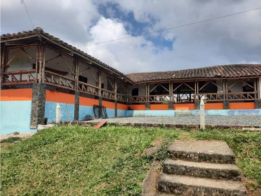 ‏בתים כפריים או חוות ב  Filandia, Quindío Department