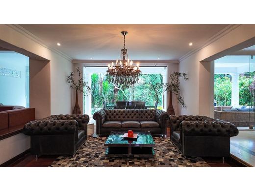 Casa de campo en Medellín, Departamento de Antioquia