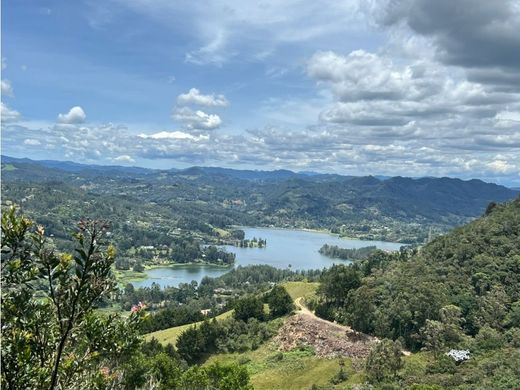 Terreno a Retiro, Departamento de Antioquia