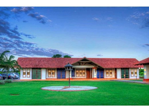 村舍/农舍  Villavicencio, Departamento del Meta