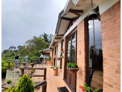 郊区住宅  Chía, Departamento de Cundinamarca