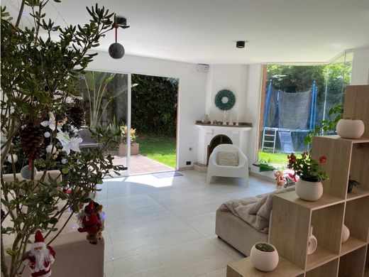 Πολυτελή κατοικία σε Μεδεγίν, Medellín