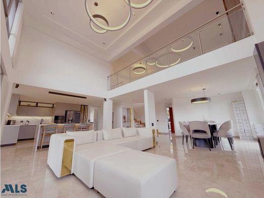 Πολυτελή κατοικία σε Μεδεγίν, Medellín