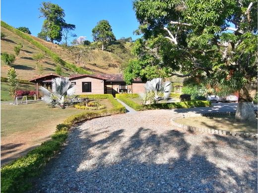 Rustykalny lub Wiejski w Girardota, Departamento de Antioquia