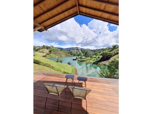 Casa de campo en Guatapé, Departamento de Antioquia