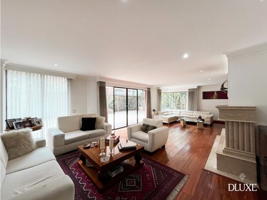 Apartment / Etagenwohnung in Bogotá, Bogotá  D.C.