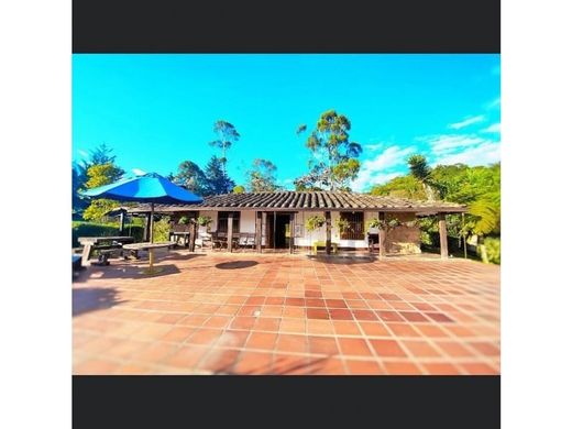 Envigado, Departamento de Antioquiaのカントリーハウス