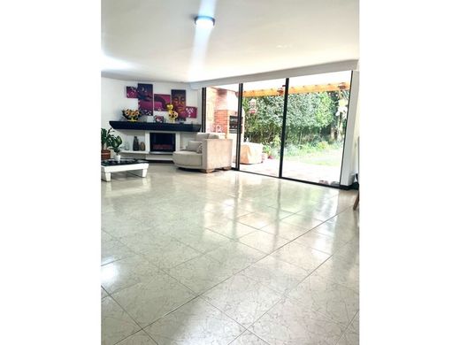 Luxus-Haus in Envigado, Departamento de Antioquia