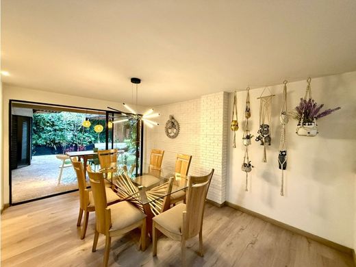 Luksusowy dom w Medellín, Departamento de Antioquia