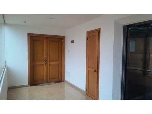 아파트 / 메데인, Medellín