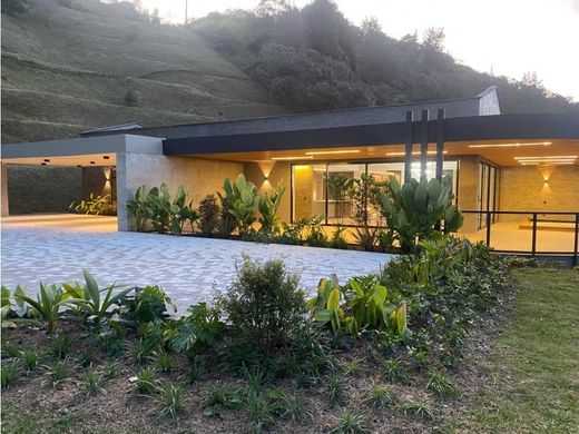 Casa de campo en Guarne, Departamento de Antioquia