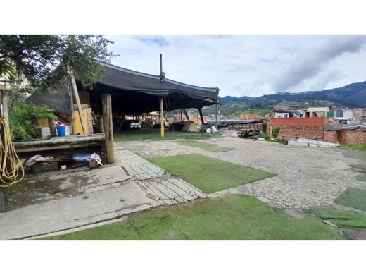 Участок, Кальдас, Caldas