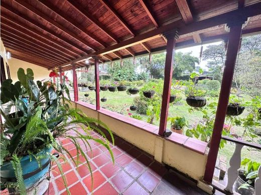 Köy evi Rionegro, Departamento de Antioquia