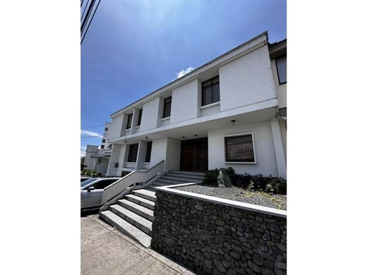 منزل ﻓﻲ Manizales, Departamento de Caldas