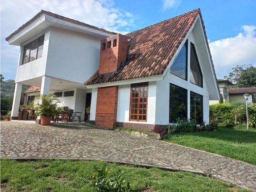 Country House in Santiago de Cali, Cali