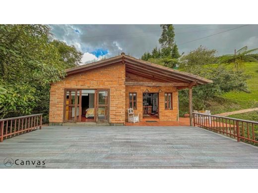 Cortijo o casa de campo en Guarne, Departamento de Antioquia