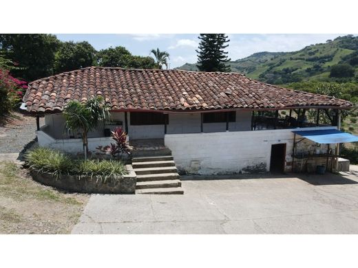 Cortijo o casa de campo en Cartago, Departamento del Valle del Cauca