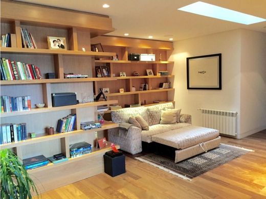 Apartment / Etagenwohnung in Bogotá, Bogotá  D.C.