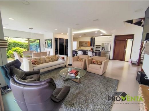 Casa de lujo en Sabaneta, La Estrella