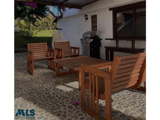 Köy evi Rionegro, Departamento de Antioquia