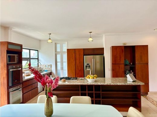 メデリン, Medellínのアパートメント