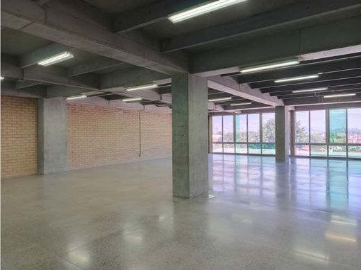 Bureau à Medellín, Departamento de Antioquia