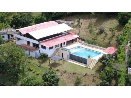 Cortijo o casa de campo en Barbosa, Departamento de Antioquia