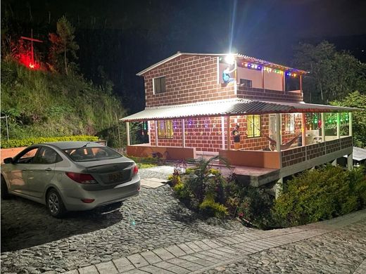 Quinta rústica - Ebéjico, Departamento de Antioquia