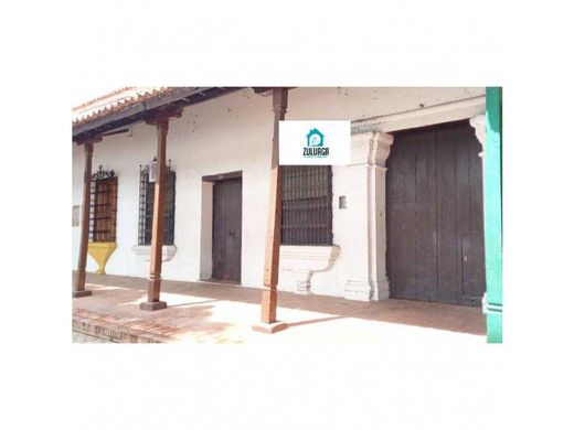 豪宅  Santa Cruz de Mompox, Departamento de Bolívar