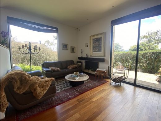 컨트리하우스 / La Calera, Departamento de Cundinamarca