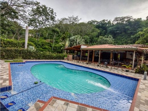 Farmhouse in La Pintada, Departamento de Antioquia