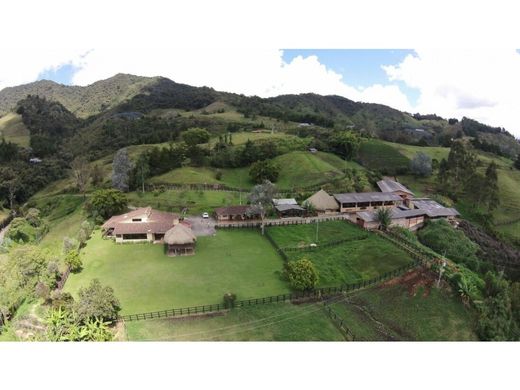 ‏בתים כפריים או חוות ב  La Ceja, Departamento de Antioquia