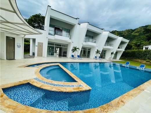 Rustico o casale a Medellín, Departamento de Antioquia