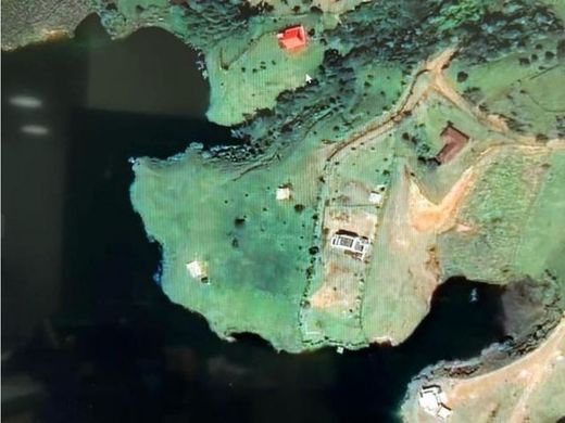 토지 / Guatapé, Departamento de Antioquia