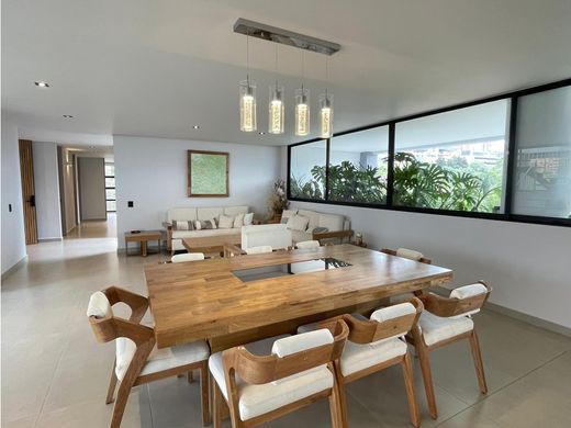 ﺷﻘﺔ ﻓﻲ ميديلين, Medellín