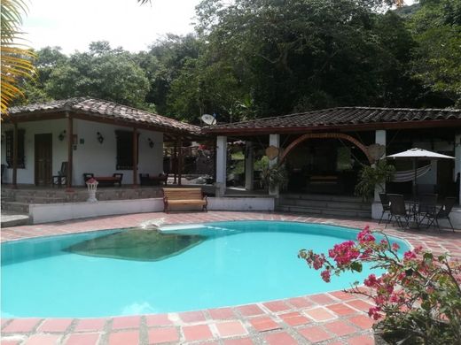 Farmhouse in Barbosa, Departamento de Antioquia
