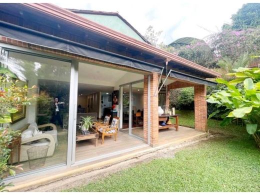 Casa di lusso a Medellín, Departamento de Antioquia