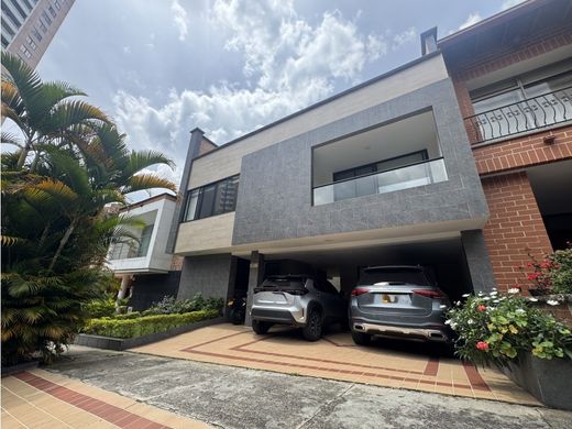 Πολυτελή κατοικία σε Sabaneta, La Estrella