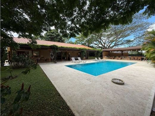 Pereira, Departamento de Risaraldaのカントリーハウス