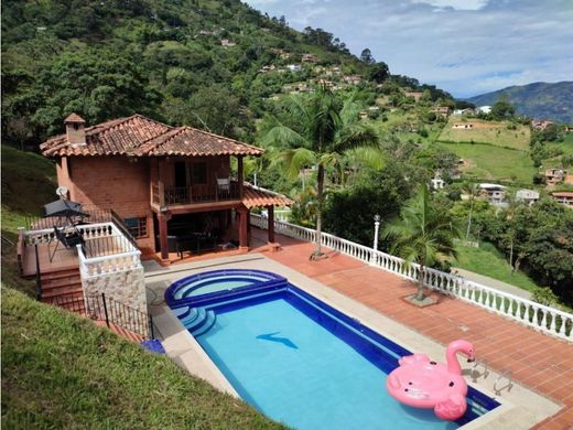 Farmhouse in Girardota, Departamento de Antioquia