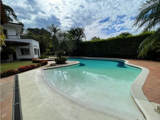 Cali, Departamento del Valle del Caucaの高級住宅