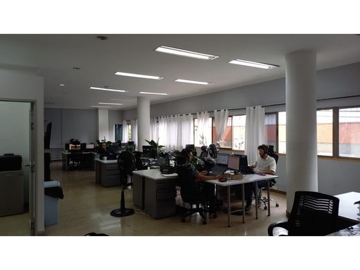 مكتب ﻓﻲ ميديلين, Medellín